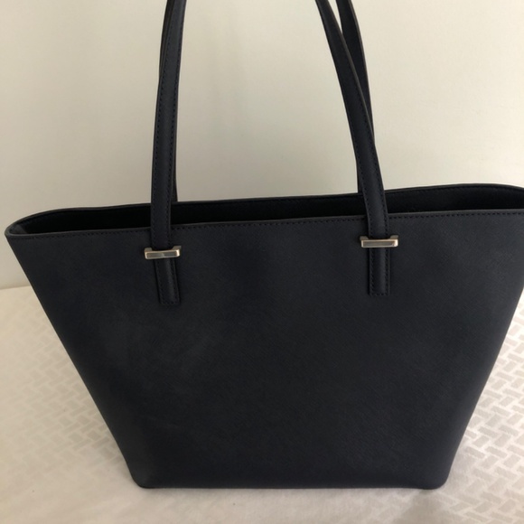 Small Kate spade tote - Picture 2 of 3